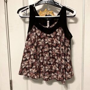 Xhileration floral swing top